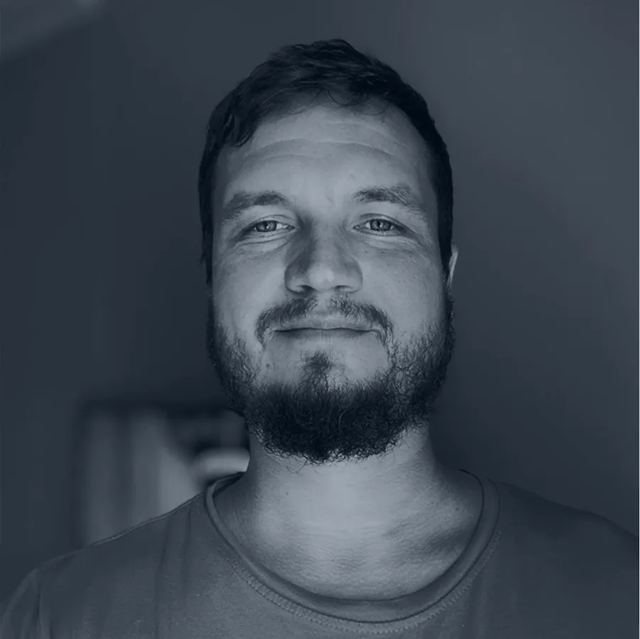 Илья Блюденов